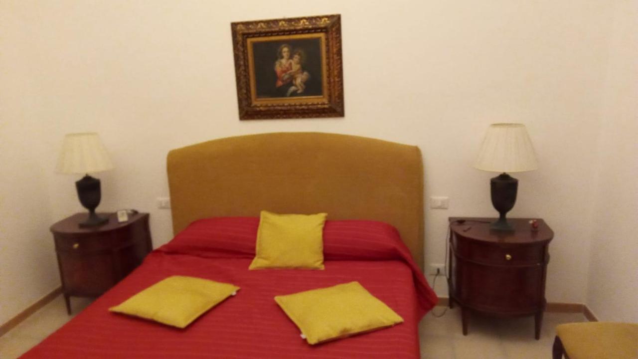 Il Regno Delle Due Sicilie I Appartement Palermo Buitenkant foto